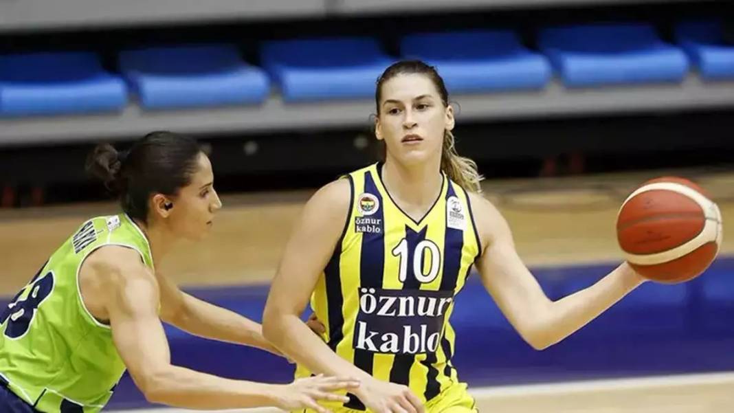 Fenerbahçe açıkladı: Seninle gurur duyuyoruz Sevgi 3